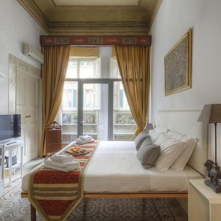 Duomo Suite Central Home フィレンツェ エクステリア 写真