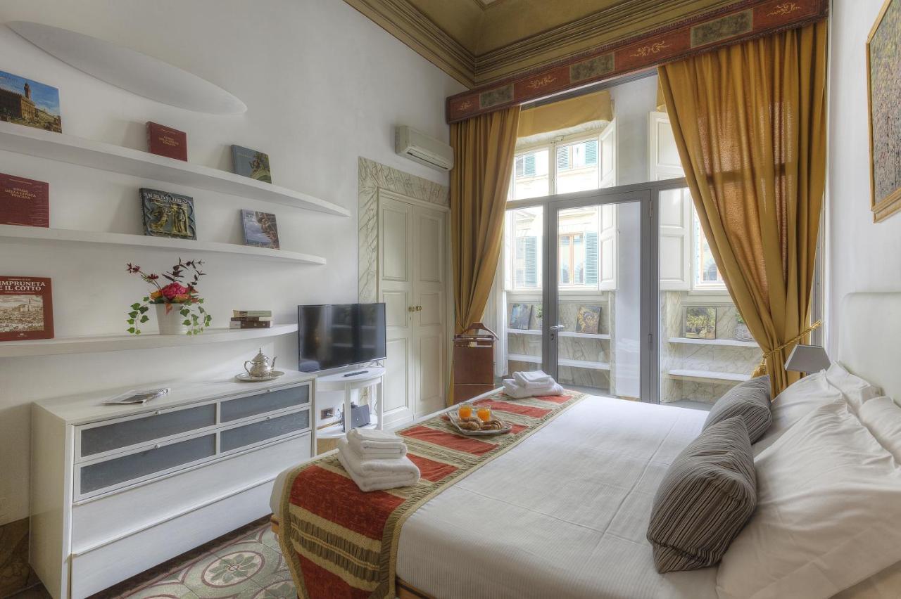 Duomo Suite Central Home フィレンツェ エクステリア 写真