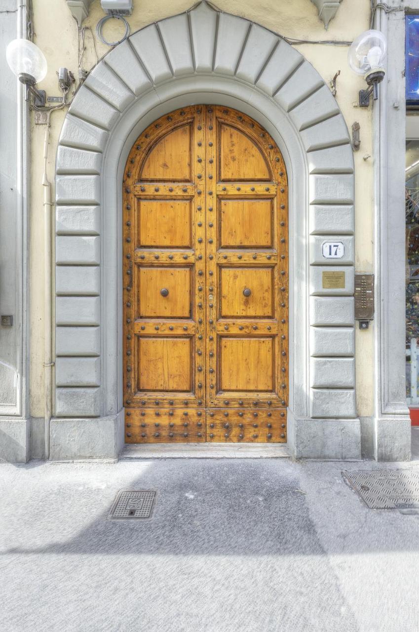 Duomo Suite Central Home フィレンツェ エクステリア 写真